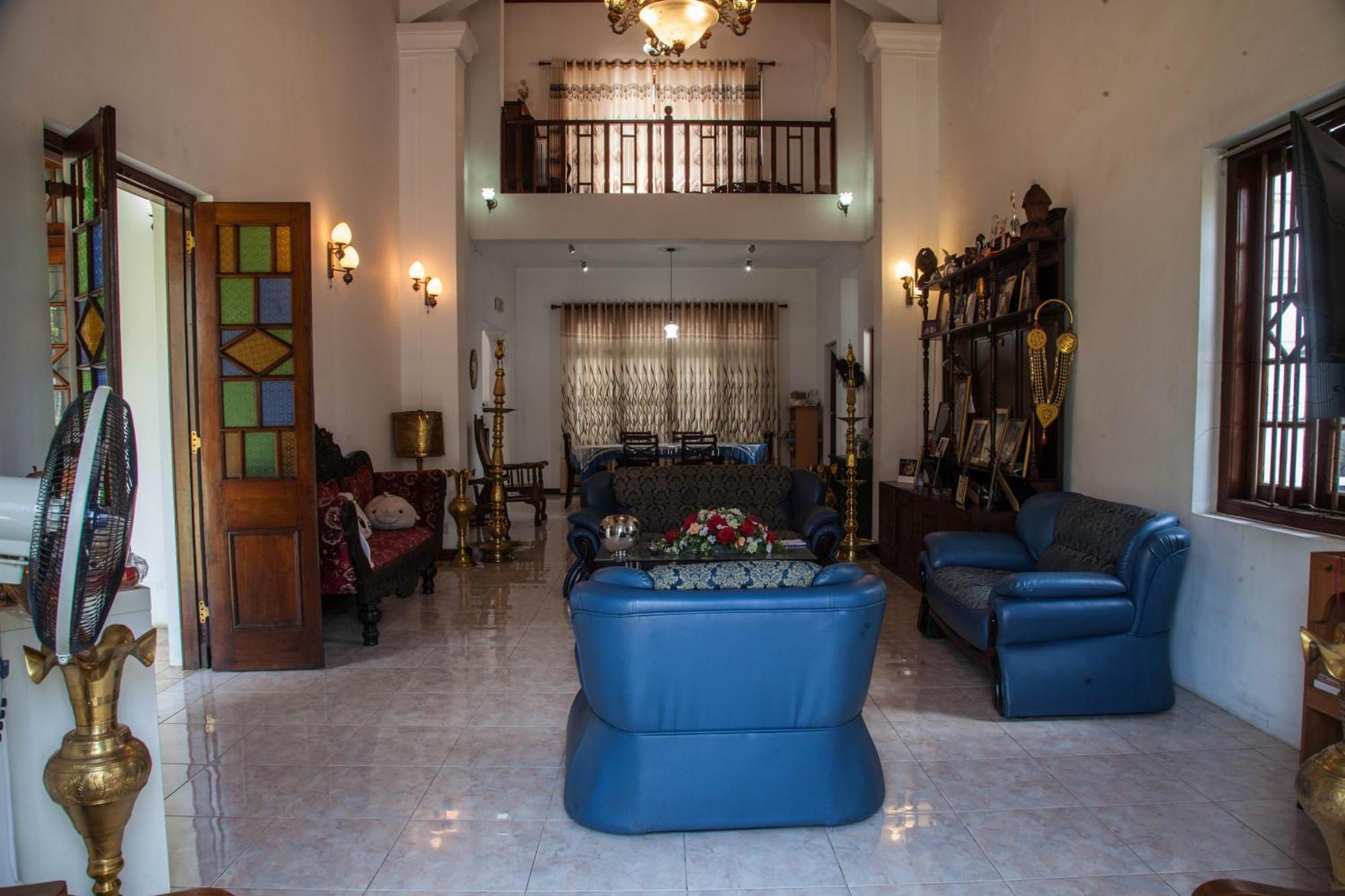 Antique Tourist Lodge Kandy Ngoại thất bức ảnh
